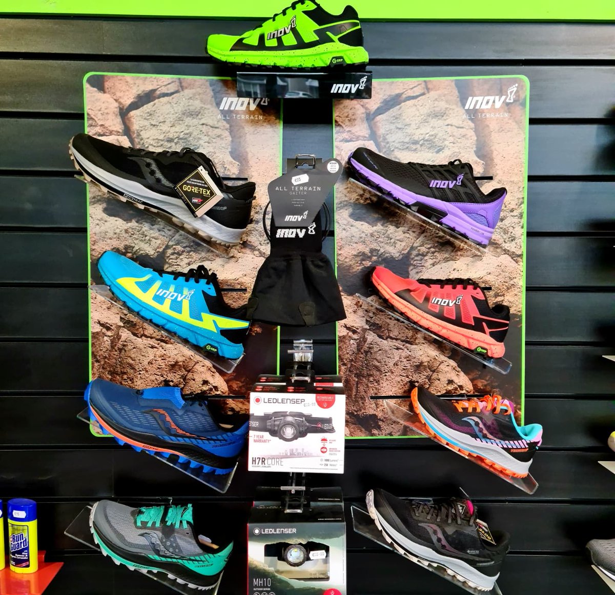 SPUNCycles's tweet image. Endless gift ideas for the mountain lover in your life! ⛰

The new Spun really is a one stop shop!

spuncycles-spunrun.ie 

#shoplocal #shopsmall #outdoors #hiking #trailrunning