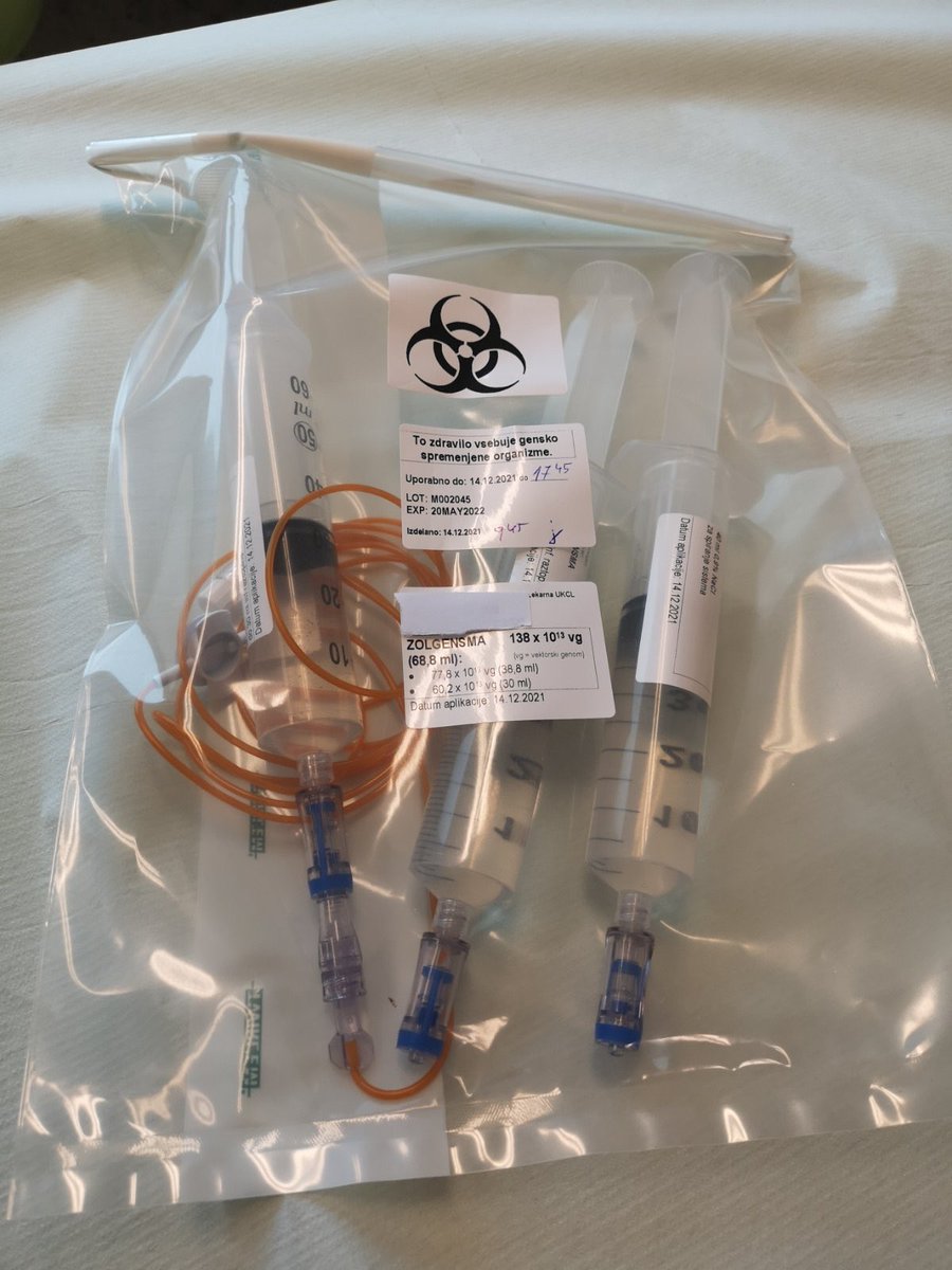 ukclj's tweet photo. Soba je pripravljena. Mama in enoletni deček čakata na gensko nadomestno zdravljenje z zdravilom Zolgensma. Pediatrična klinika UKCL s tem vstopa v novo dobo zdravljenj z genskimi terapijami, ki odpravljajo genske napake. Za malega junaka držimo pesti in mu želimo vse dobro! https://t.co/aQ1Zovb8YG