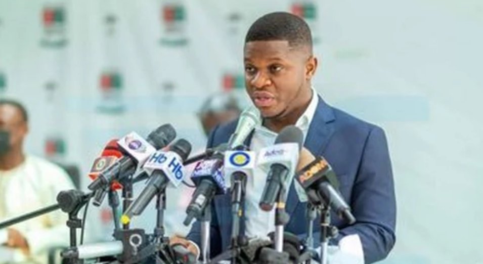 MBanks133's tweet photo. I have taken the vaccine, and Sammy Gyamfi saying no one should be forced to take the vaccine is a fact. One has the right to decide what goes into his/her body. The vaccine, if active, is supposed to protect u from those who have not taken it. So if u are vaccinated, why worry? https://t.co/bjhHjsa0RC