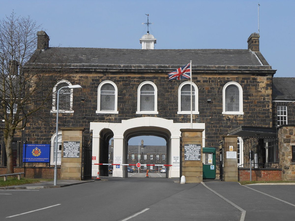 Sedbergh School (@sedberghschool) on Twitter photo 🏠 <a href="/Sed_Sedgwick/">Sedgwick House</a>
🤎 Sedgwick House are heading to Preston, to spend the day with the Army at their barracks. Boys and staff will be supporting with jobs around the barracks, before doing a drop off at the local food and clothes bank
#SedberghGivesBack 🏠 <a href="/Sed_Sedgwick/">Sedgwick House</a>
🤎 Sedgwick House are heading to Preston, to spend the day with the Army at their barracks. Boys and staff will be supporting with jobs around the barracks, before doing a drop off at the local food and clothes bank
#SedberghGivesBack