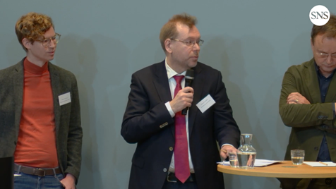 Förra veckan lanserades SNS-rapporten "Social rörlighet", skriven av @adrianadermon, Mikael Lindahl &amp; Mårten Palme.

På lanseringsseminariet deltog även <a href="/AnnaBalkfors/">Anna Balkfors</a>, <a href="/KarinHederos/">Karin Hederos</a>, <a href="/LindgrenAsbrink/">Marika Lindgren Åsbrink</a> och <a href="/mattias_neo/">Mattias Svensson</a>.

Se seminariet här: bit.ly/3GEvpkk
