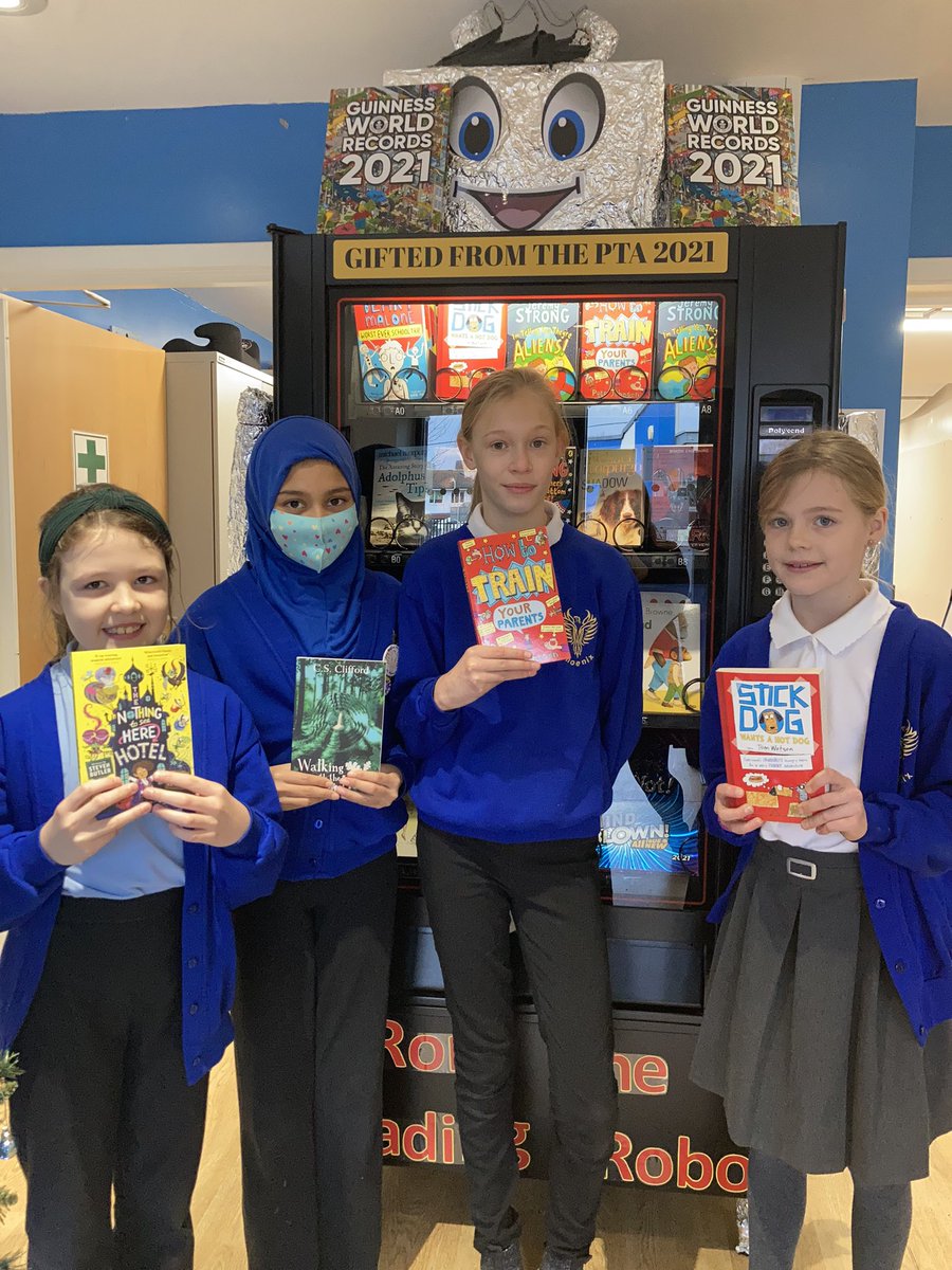 Phoenix_Ashford's tweet photo. The winners from our reading competition this term. They have been the first to choose a book from Rory, the Reading Robot which has been kindly donated by our wonderful PTA. #Phoenixvalues. https://t.co/mqiVmltcyD