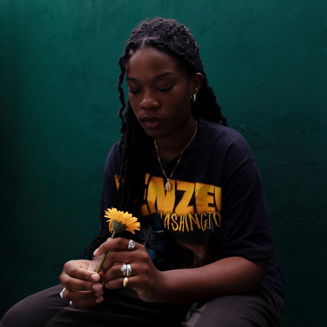 📝 Precious en una entrevista para The Wayne Ayers podcast:

"Sé que los fans han estado diciendo que quieren que Aisha tenga un interés romántico, así que... sí, en la segunda temporada la vamos a ver salir de su zona de confort un poco."

#FateTheWinxSaga #DestinoLaSagaWinx