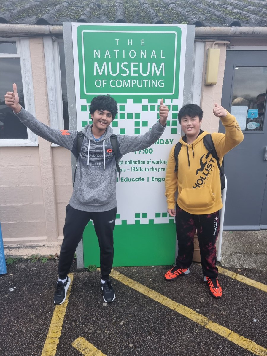 QehScience's tweet photo. Our final stop on our epic #STEMTrip is to the National Museum of Computing where we have seen a working replica of Turing's Bombe machine, a Colossus, an EDSAC and BBC computers 🖥
@QEHSchool #STEMeducation https://t.co/YBZXbFXXnz