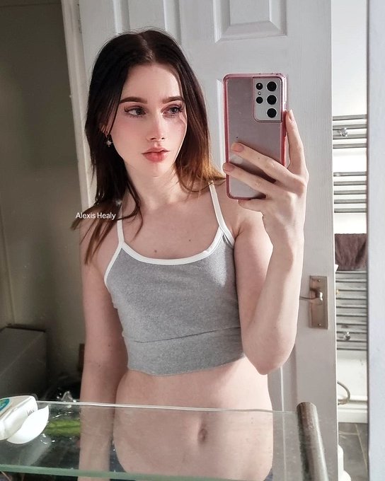 yours truly https://t.co/uzRcFEOxTQ