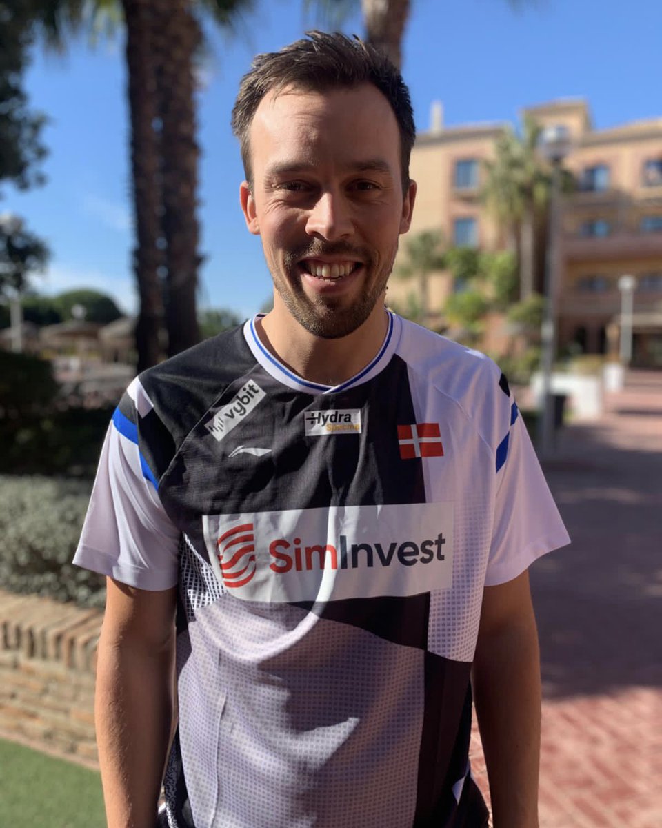 Alex | OBJECTIVE: 1 tweet media