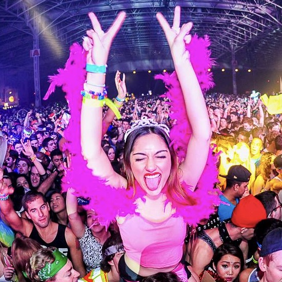 Raise your hand if you’ve ever felt personally victimized by... the urge to rave 😏

Your tickets to Solaris are at solarismusicfestival.com