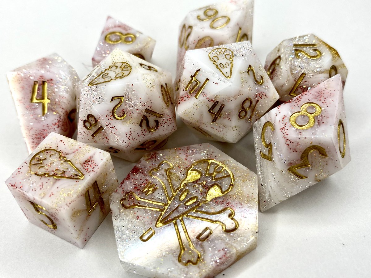 WitchDoctorDice's tweet image. Alright Twitter I promised a giveaway at 500 followers so here it is!
To enter to win these swirly glitter bois just RT and like this post and be following me! I’ll pick the winner on the 21st.
#dice #handmadedice #DnD #TTRPGs #dicemaker