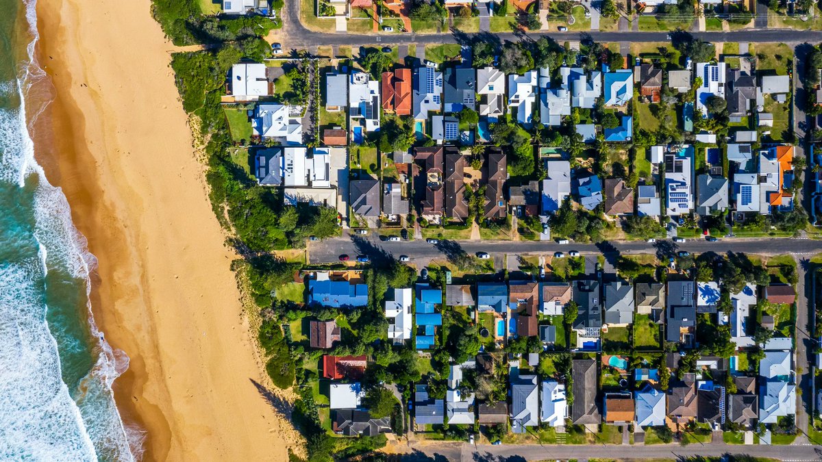 abbeyslitor's tweet photo. The Priciest Zip Codes of 2021 Will Surprise You (New York City Didn’t Make the Cut). via @ArchDigest https://t.co/TaoIu9NdAC
