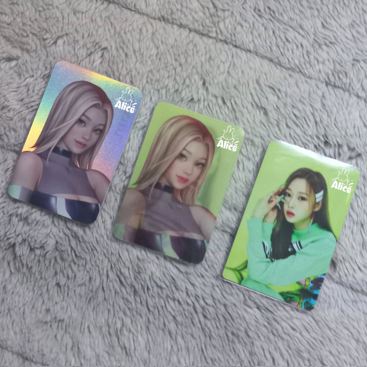 AYEYRIY's tweet photo. ‼️HELP RT‼️
wts / lfb

giselle (mostly), karina, ningning photocard 

🥨 price are down below and STILL negotiable
🥨 most of pcs are in a good condition, dm for details 
🥨 selling each, % for more than 2 items

📍indonesia (can ship WW)

tags. 에스파 포카 양도 wts aespa pc https://t.co/NvTE1AHMDa