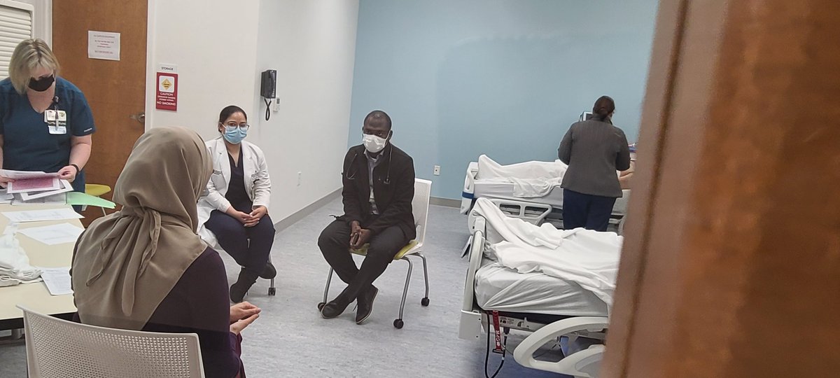 DocJim123's tweet photo. Feedback &amp; Teaching are one of the most poignant moments of learning during #Simulation on #RapidResponse, #StrokeAlert &amp; #ProcedureTraining @GMEInternalMed @ngmcgme where residents are trained to be #HardwiredforExcellence https://t.co/bQUxqNIDum