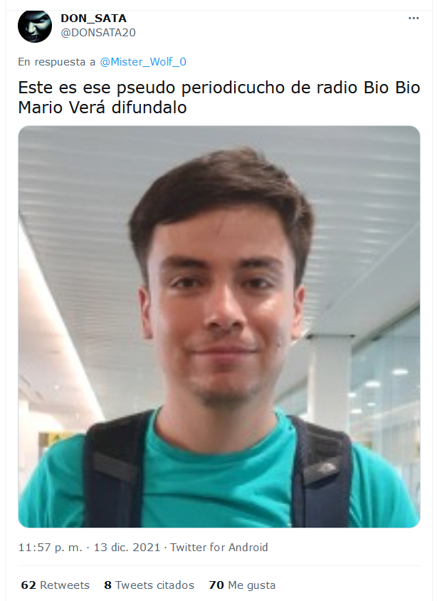 AlephEdu's tweet photo. 1er acto: un periodista hace la pega, preguntando por detalles e inconsistencias sobre el examen de orina de Boric
2ndo acto: Boric increpa al periodista con inaceptables gestos de amenaza
3er acto: sus matones de rrss quieren funarlo

¿Cómo se llama la película? https://t.co/7QBrvq3C1W