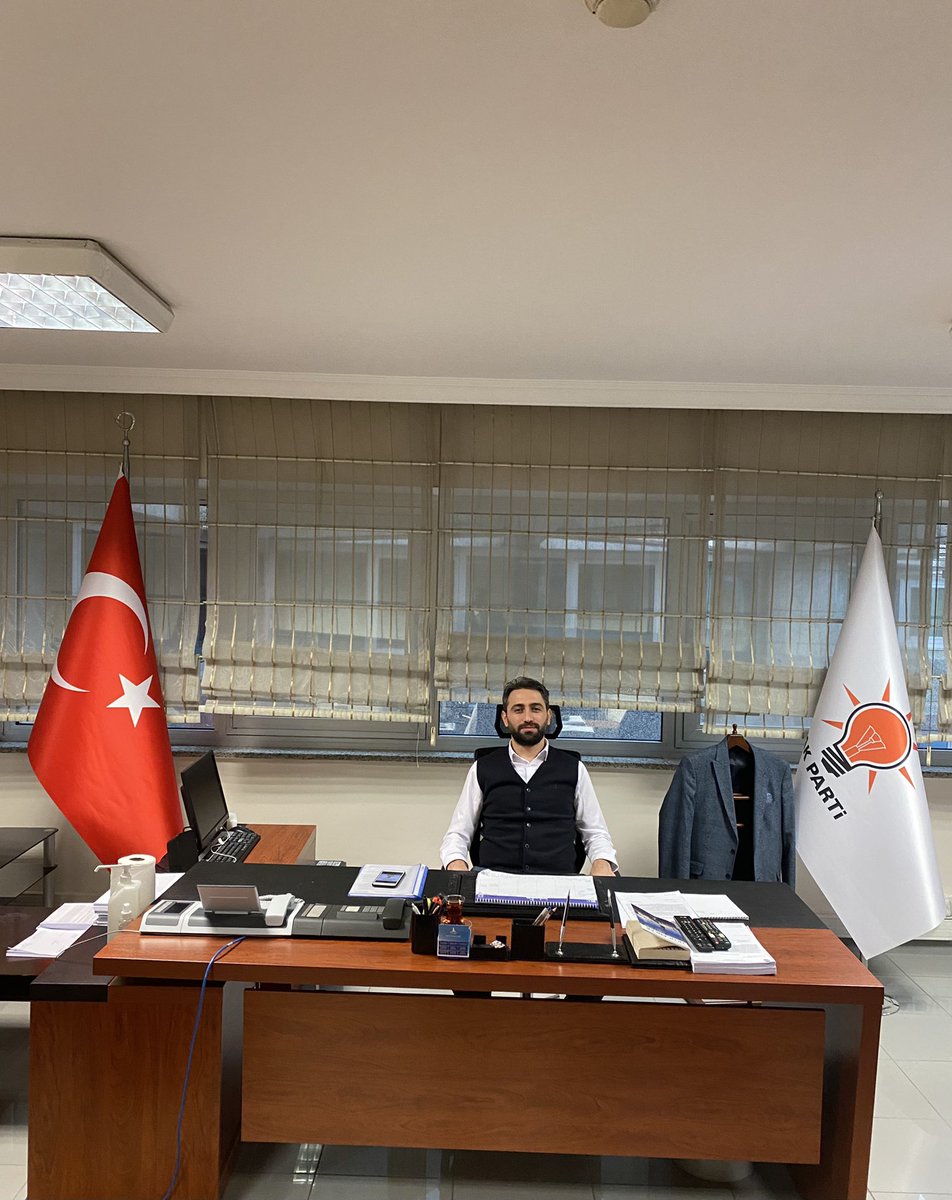 ABBAKGrup's tweet photo. Ankara Büyükşehir Belediyesi
AK Parti Grubunda, bugün nöbetçi  Meclis Üyemiz Sn. Yasin Yüksel.

Büyükşehir Meclis üyelerimiz Grup Nöbetinde, hemşehrilerimizin hizmetindeyiz https://t.co/PXhFo3IrGj