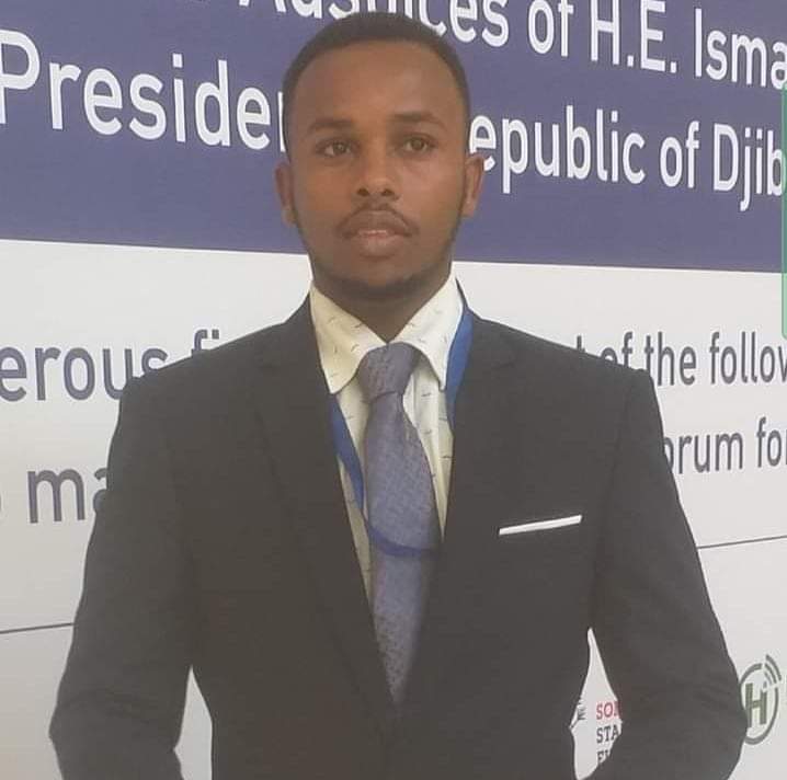 daher_amb's tweet photo. Jamurriyyada Jaabuti waxay saldhigg u tahay xadaraada ku dhisan aqoonta iyo wayo aragnimo wadagga xaal lagu helayo dhibatooyinka umadda Somaaliyeed ragadiyaay guud ahaan. https://t.co/z3lQFi35Lk