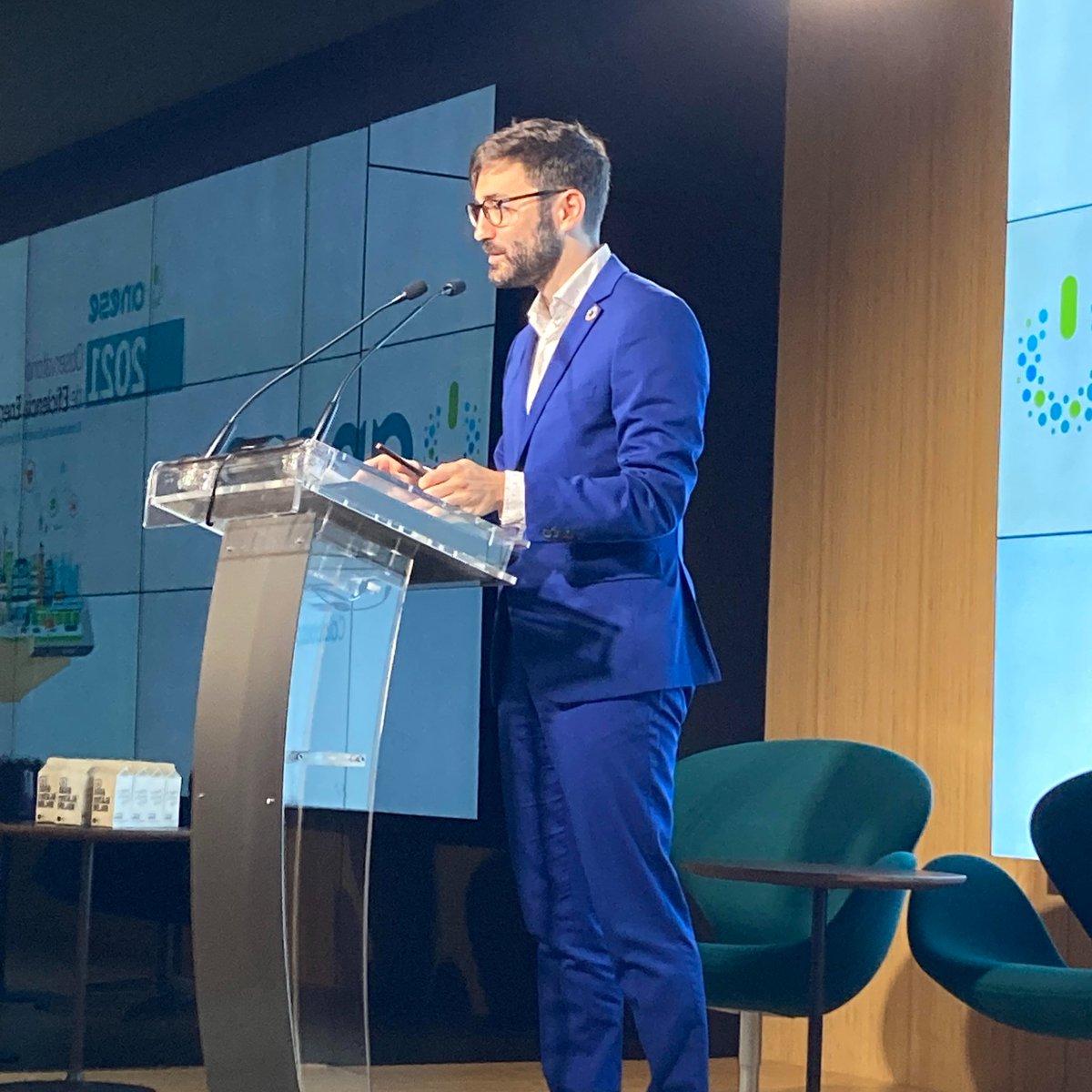 Nuestro DG ha inaugurado esta mañana la jornada de presentación del Observatorio de Eficiencia Energética de <a href="/ANESEASOCIACION/">ANESE</a>.

"Las empresas de servicios energéticos juegan un papel fundamental, pues su labor comercial se traduce en una labor pedagógica, de asesoría energética".