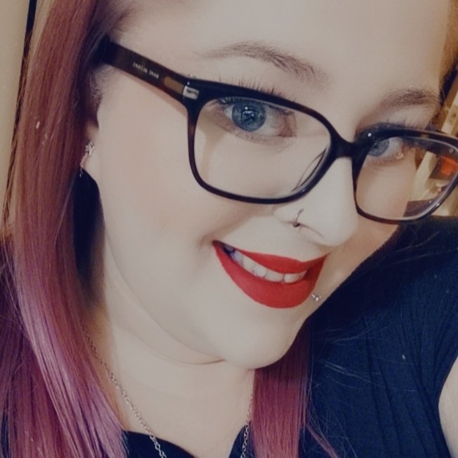 EmilyJane1506's tweet photo. #NewProfilePic https://t.co/EnUbSi99ft