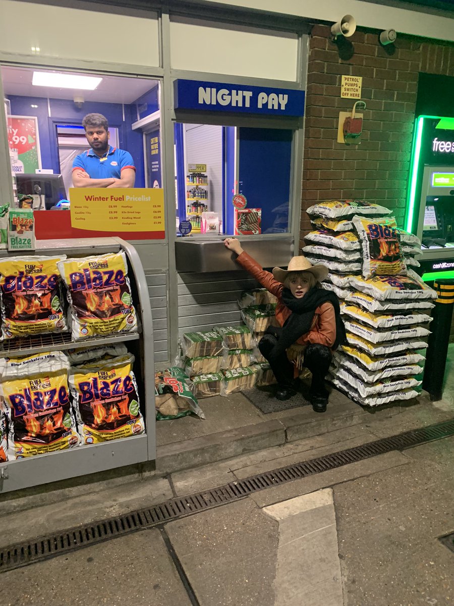 Daisy20977369's tweet photo. They wouldn’t serve us any alcohol https://t.co/7tLohZkk8j