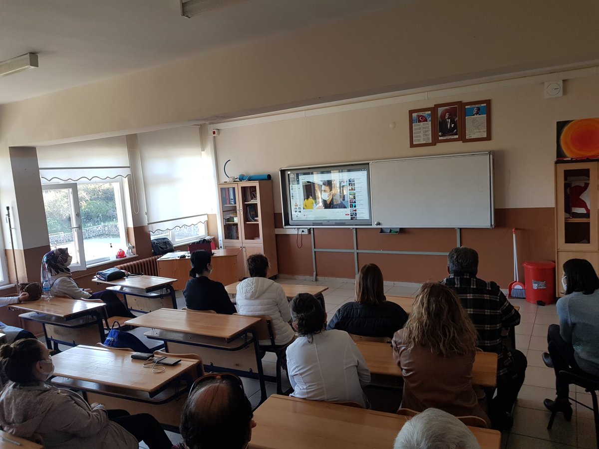 DerelerIlkokulu's tweet photo. Samsun Rehberlik ve Araştırma Merkezi tarafınca okulumuzda öğretmen ve öğrencilere yönelik "Problem Çözme Becerisi Kazandırma" seminerleri düzenlenmiştir.
@samsunmem
@CanikMem https://t.co/Q8R713D19t