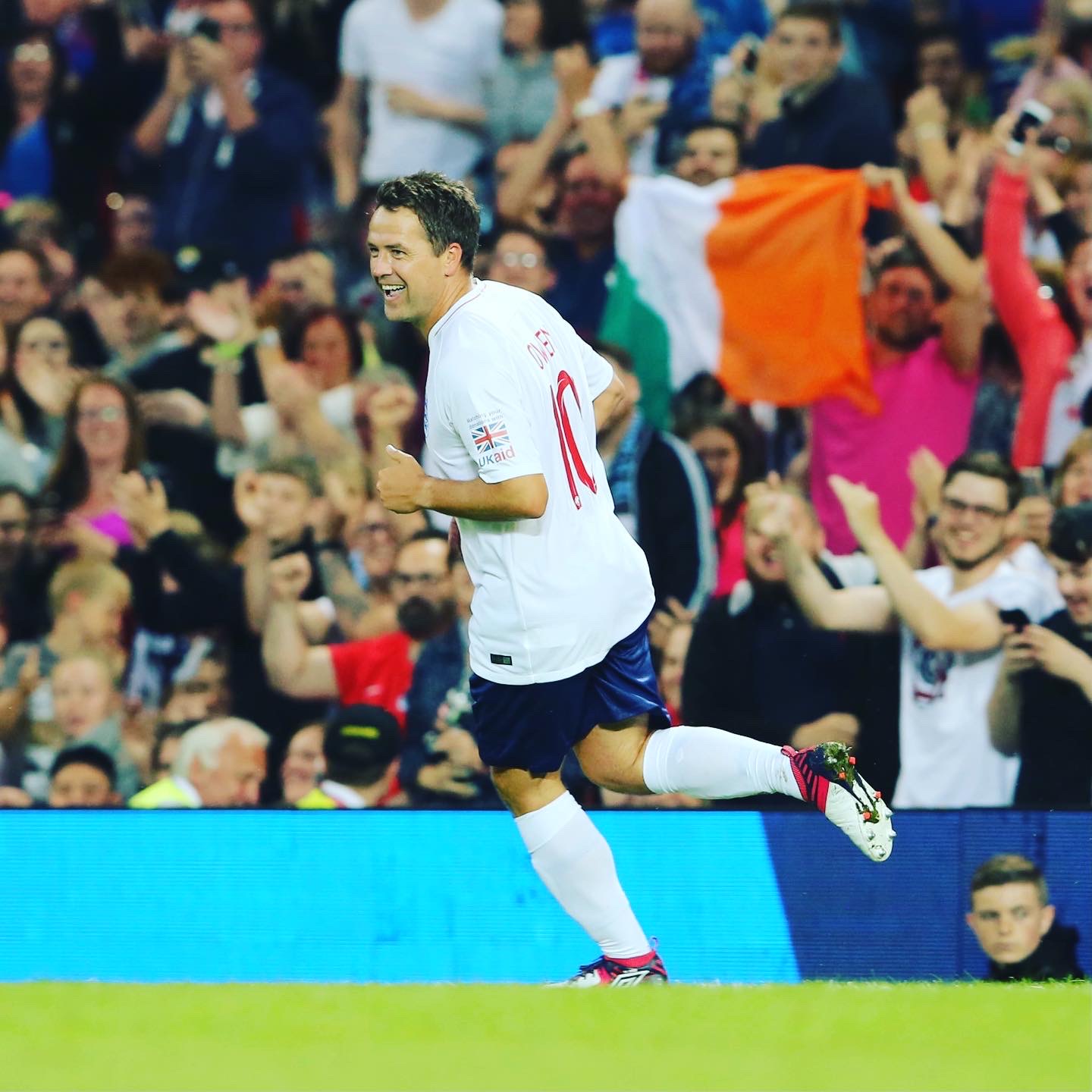  That man Michael Owen, right place, right time    Happy Birthday to the master marksman        