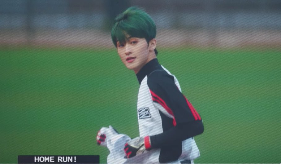  에모케 🫑 tweet media