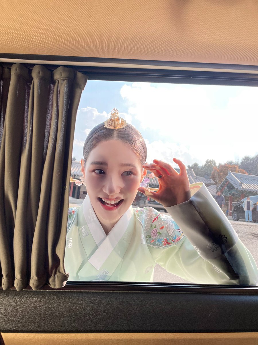 dia_official's tweet photo. [📢]
잠시 후  KBS2 드라마 <연모>에 #정채연 이 출연합니다.

많은 시청 바랍니다:)

#다이아 #DIA⠀
#CHAEYEON 
#연모 https://t.co/RlyvYIW1lJ
