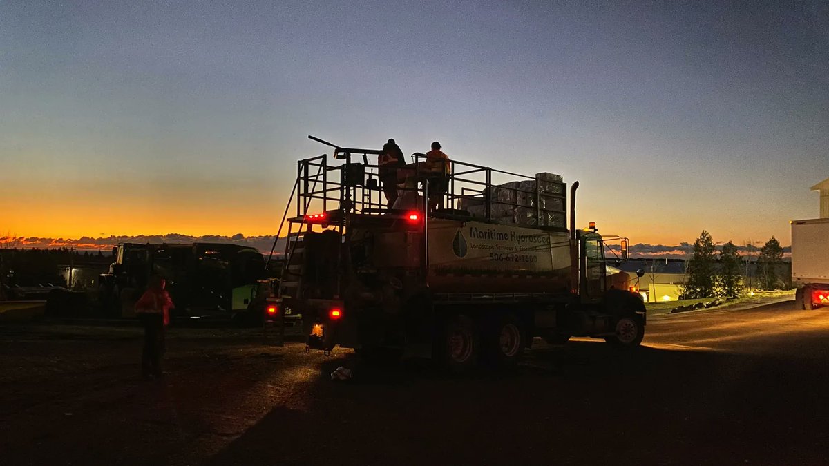 Mar_Hydroseed's tweet photo. Loading up with materials and heading out on our next late-season revegetation and erosion control project. This is going to be one more beautiful, unseasonal day and we’ll take it!
#hydroseedingcertified #hydroseedingcontractor #hydroseedingpro #hydroseedingprofessional https://t.co/qhXyrdowhd
