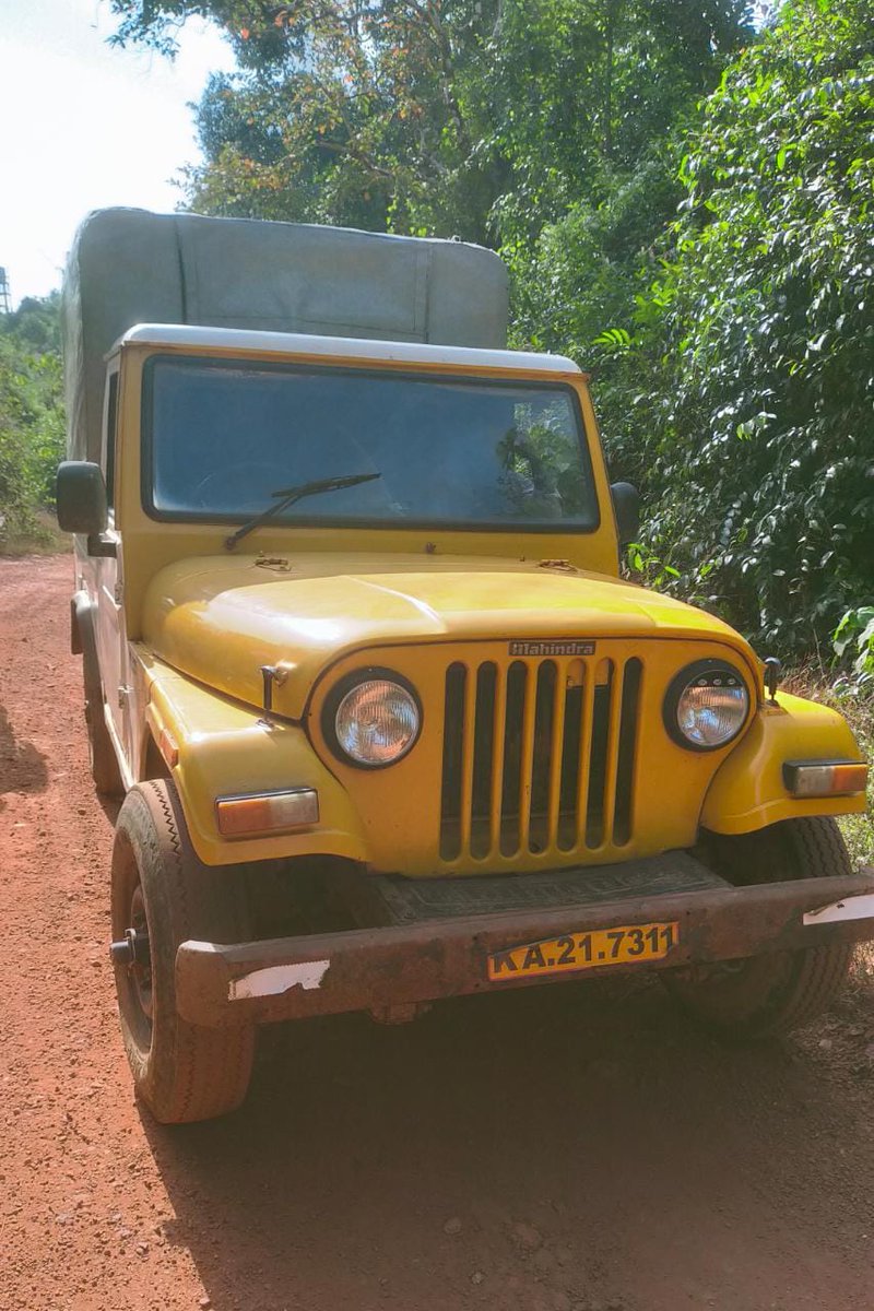 Shaad_Bajpe's tweet photo. Alleged BJP local leader Shekar in Belthangady has been caught red handed while carrying cattle to slaughter house. Shekar and Nevil has been handed over to Belthangadi Police station.
@Delhiite_
1/2 https://t.co/Fjf8khxoSV