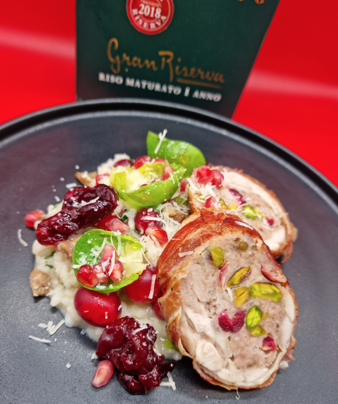 UkRiso's tweet photo. On the #RiceChristmas menu today.. stuffed chicken leg in pancetta, cranberry, chestnut &amp; Brussel sprout risotto, cranberry jam and pomegranate😋from the super-talented @AGascoigne77 .. there's a reason he's decorated more than your average tree🎄 @RisoGalloUK @N_HertsCollege https://t.co/J25jBElNS5