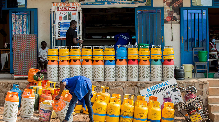 NewTimesRwanda's tweet photo. JUST IN: LPG prices, (gas prices) have dropped to Rwf 1260 per KG from an estimated Rwf 1500 per KG. Prices take effect on Wednesday, 15th December. https://t.co/sildYHT6s8