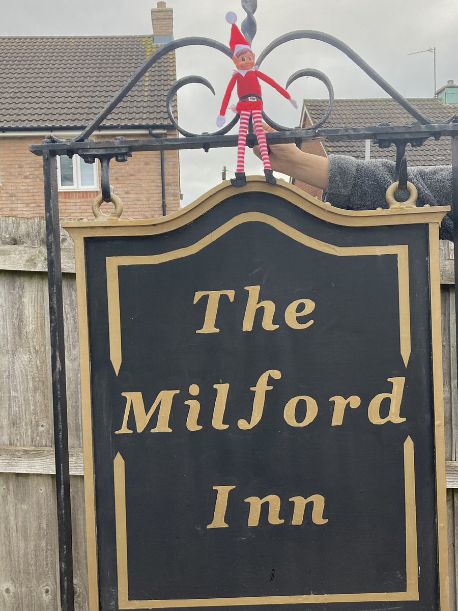 HomeFirstPlus's tweet photo. Our elf had a outing with our housing officer to visit our tenants in one of our developments in Yeovil. ⁦@Southsomersetdc⁩ ⁦@LandAid⁩  ⁦@lendologycic⁩ #emptyhomes https://t.co/qmXPG7VAiF