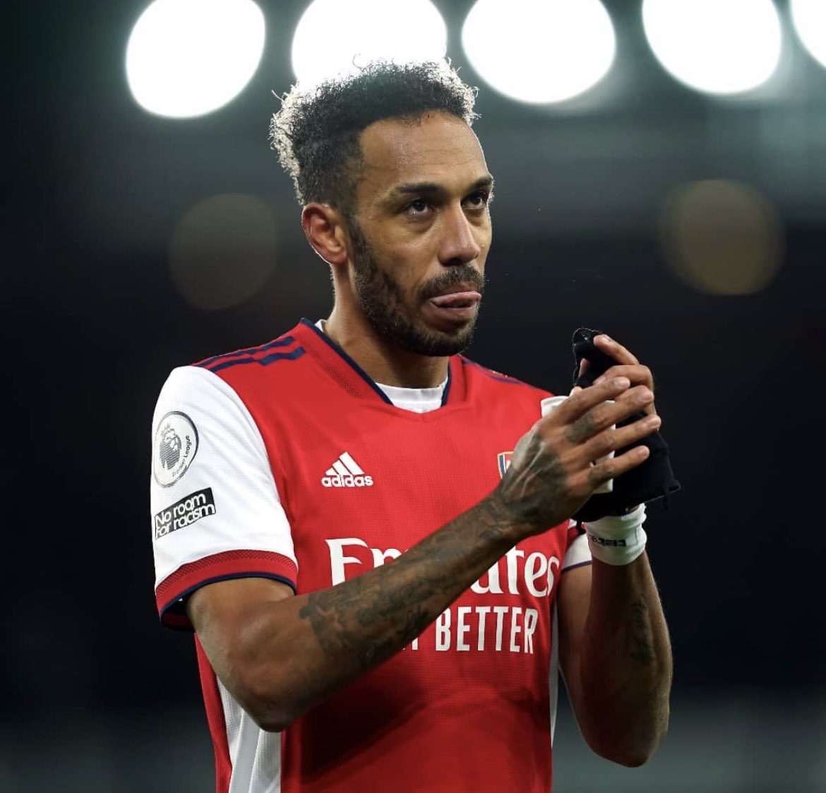 PLFanChat's tweet image. Pierre-Emerick Aubameyang has been removed as Arsenal Captain! 🤭