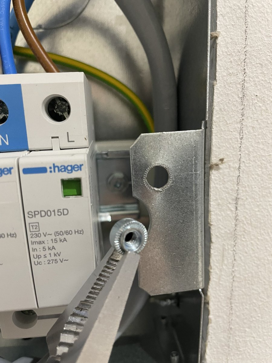 services_rw's tweet photo. @hageruk It’s a crying shame that the QC is so poor on your top of the range boards. https://t.co/2iHsjZIIKz