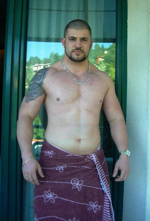 tox_masculinity's tweet image. Рассказываю о мужчине. Как его вижу я (вы можете не соглашаться)
Заповедь первая. НАДЕЖНОСТЬ. В первую очередь, для меня, мужчина это опора. Опора прежде моральная. Тот кто вдохновляет тебя быть лучше, поддерживает. Тот, кто одним взглядом выражает, что мол: &quot;ты в безопасности&quot;