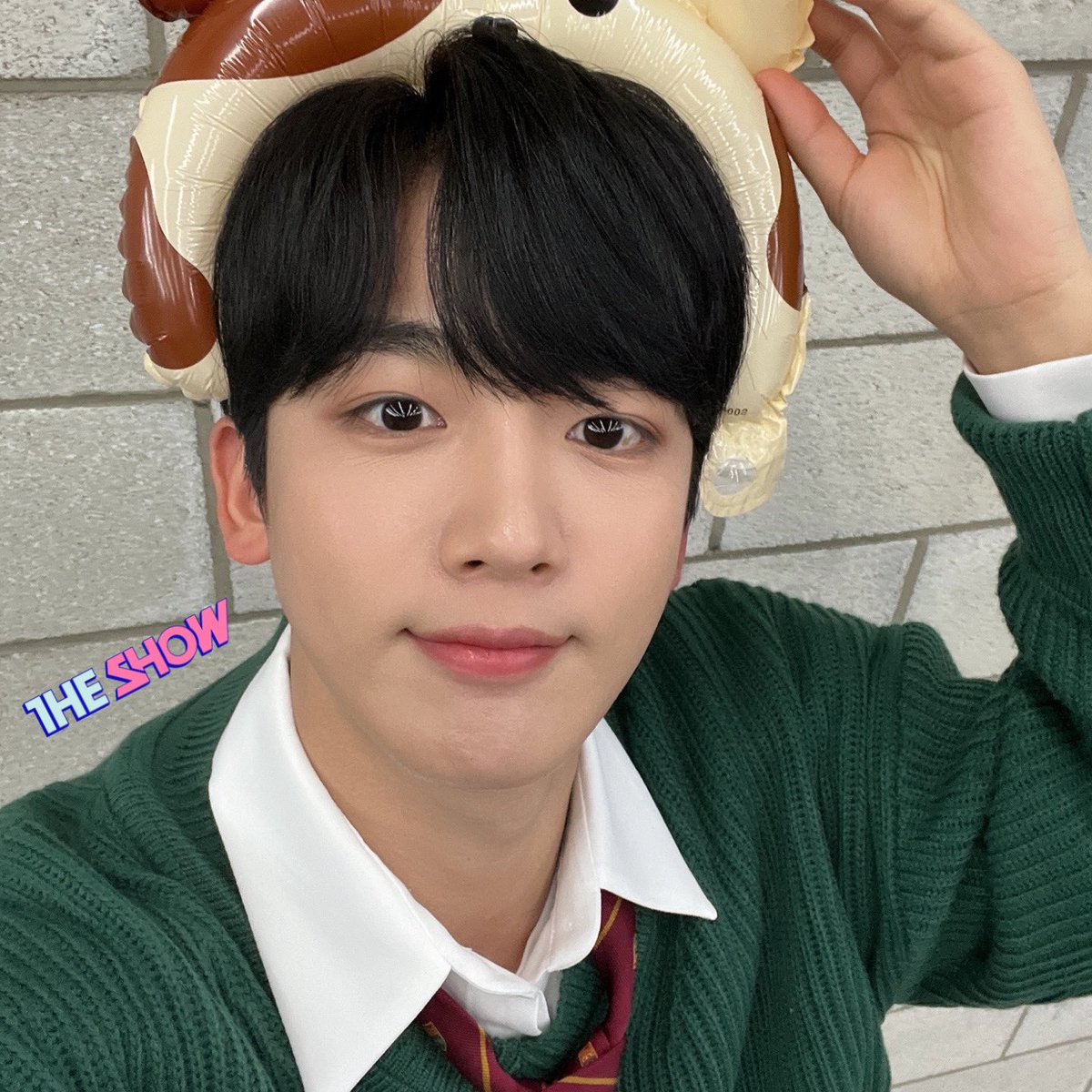 zhouxxxxxxxx's tweet photo. @WEi__Member 288일동안 고마워요요한님 최고에요! 정말 잘했어! 보고싶다, MC요한! 💜💜
#행복했어_커댕이_김요한
#김요한_사랑해
#AmazingMCYohan https://t.co/2gxczJvVXT