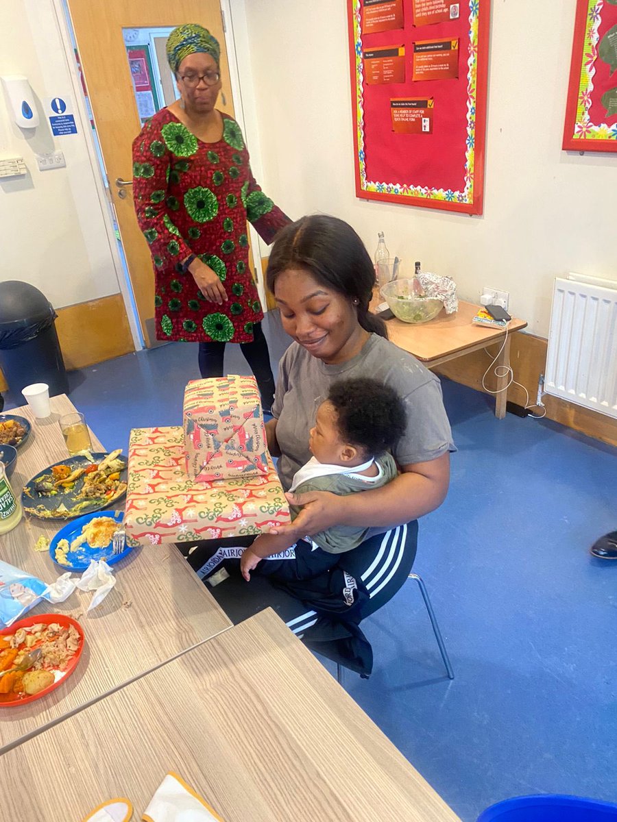 tobunfoundation's tweet photo. Last week, we visited @stmfellows to provide gifts to some of the parents and children supported by the organisation.          

This year we are providing over 200 presents to various charities as part of our Christmas campaign.

#Christmasgifts #MerryChristmas https://t.co/iz3fIF5SqM