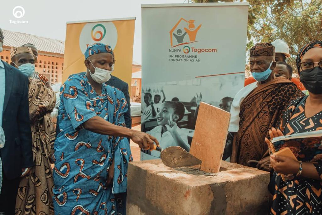 FongtoOfficiel's tweet image. La FONGTO a pris part à la pose des premières pierres de construction de deux écoles à Toutougou et Madjikpeto les 03 et 10 décembre 2021, activité du programme Nunya Togocom qui est un volet programme RSE du groupe TOGOCOM. 

#fongto #togocom #nunya #Togo