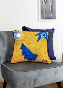 PowellandBarns's tweet photo. #blackbusinessweek🤩 check out UK black owned businesses like #copperdust! Offering African inspired home décor Tag &amp; Share 🤩⁠
https://t.co/59GdW1QBGz⁠
#urbankapital #blackbusinessweek #shop https://t.co/cqkYK3EJ4w