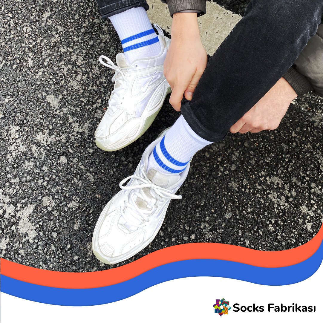 Beyaz Simpson Çoraplarla kıyafetlerine yeni bir yorum katmaya ne dersin ?🤞

socksfabrikasi.com 🧦

#outfit #socks #detail #simpsons