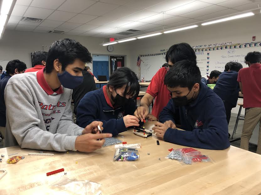 RoboticsSPSD's tweet photo. The Engineers are back and building, can you guess what it is? A backpack for robots! https://t.co/S68kumAFMU