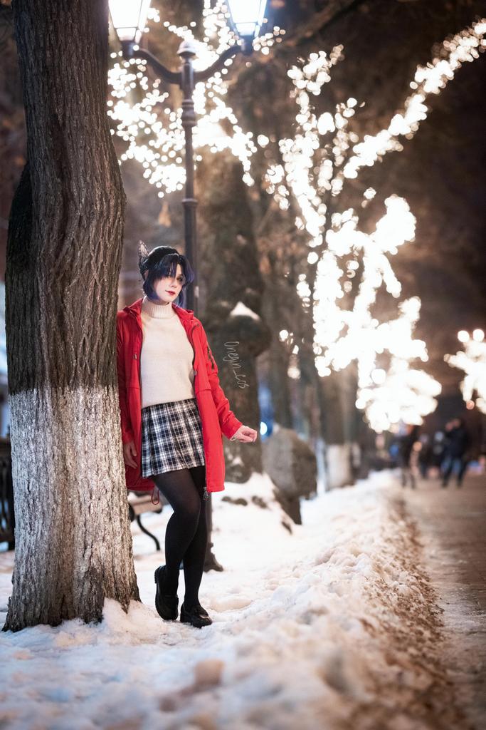 onegin_cos's tweet photo. The most magical season has arrived🎄✨
 It's time to prepare gifts🎀

#shinobukochou #shinobu #shinobucosplay #kimetsunoyaiba #demonslayer #demonslayercosplay https://t.co/hdFoDu5uX9