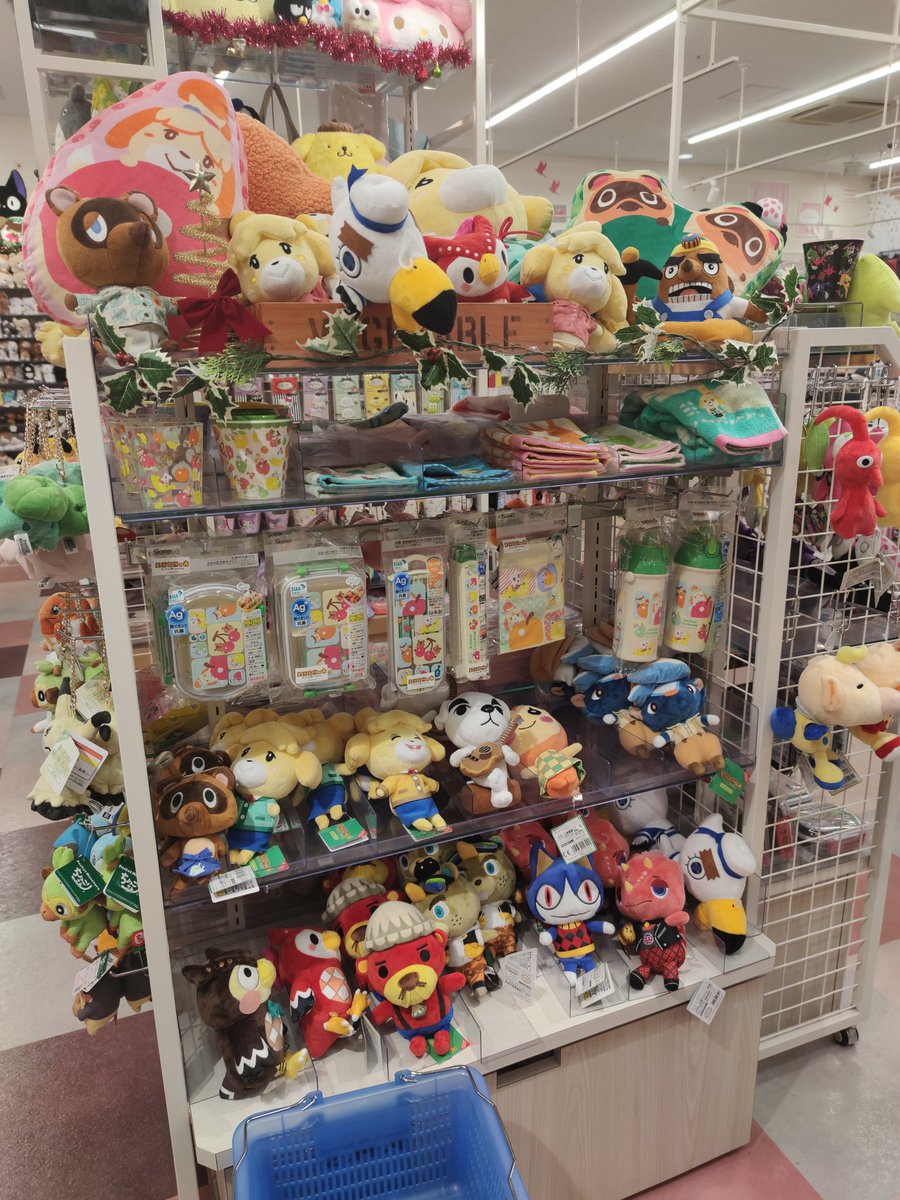 morifae_'s tweet photo. you guys want anything? ✨ https://t.co/AnRmtLXmcI