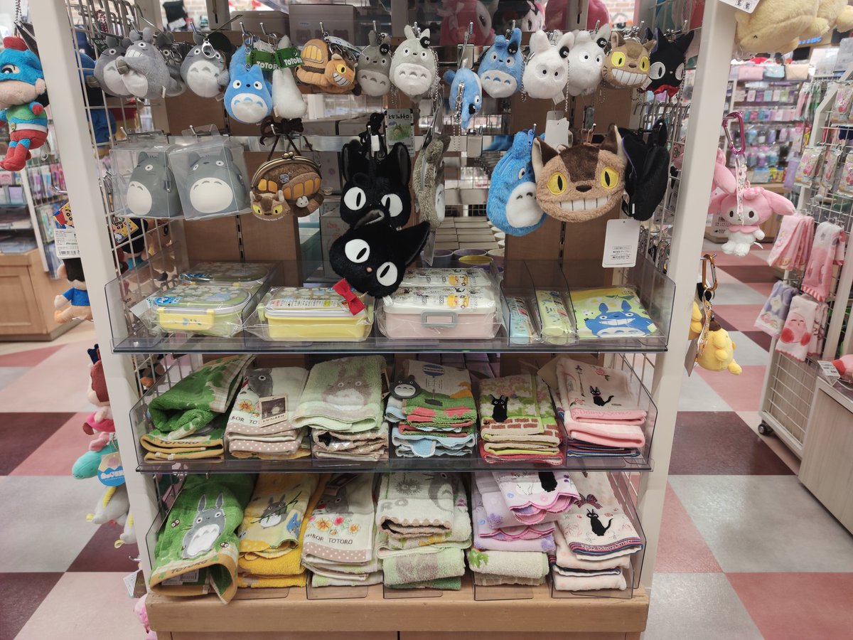 morifae_'s tweet photo. you guys want anything? ✨ https://t.co/AnRmtLXmcI