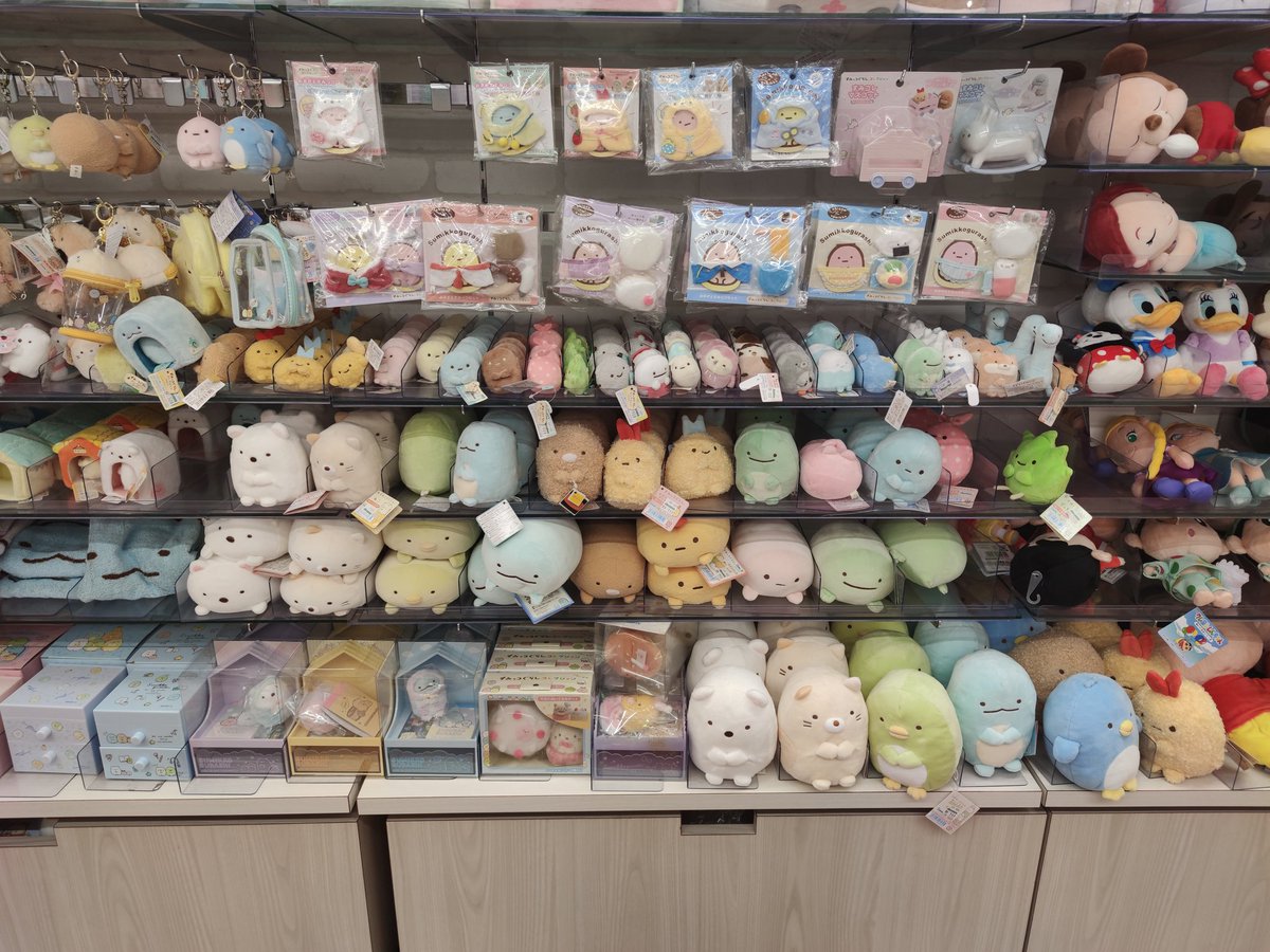 morifae_'s tweet photo. you guys want anything? ✨ https://t.co/AnRmtLXmcI