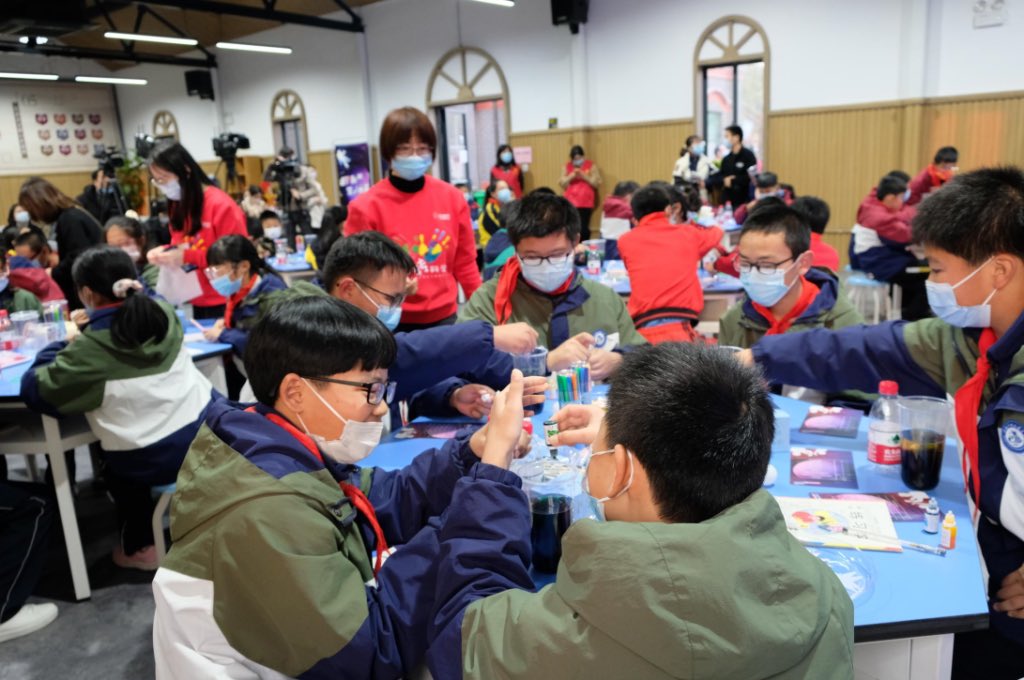 hangzhoufeel's tweet photo. On April, #Zhejiang base of the #HOMEProgram was set up in #Pinghu city. Since then, it spares no efforts in advancing technological cooperation in relation to overseas #talents. Recently, it even launched projects aiming to promote technology among ordinary people. https://t.co/ecgeBZssnB