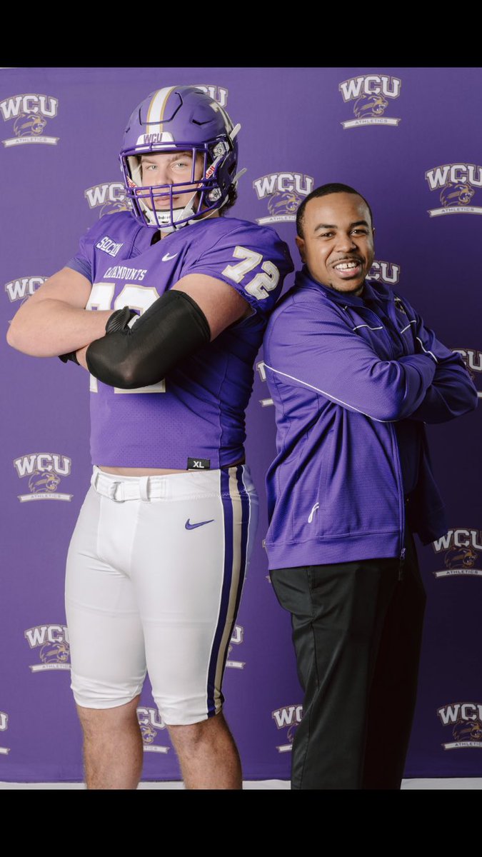 Evan Carney tweet media