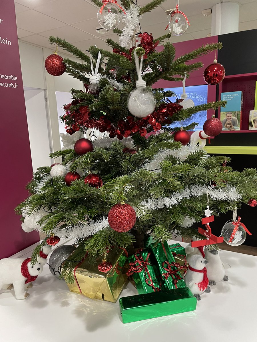 L’équipe de Sainte-Thérèse vous souhaite de bonnes fêtes de fin d’année. Oh! Oh! Oh! #dd22 #arkea