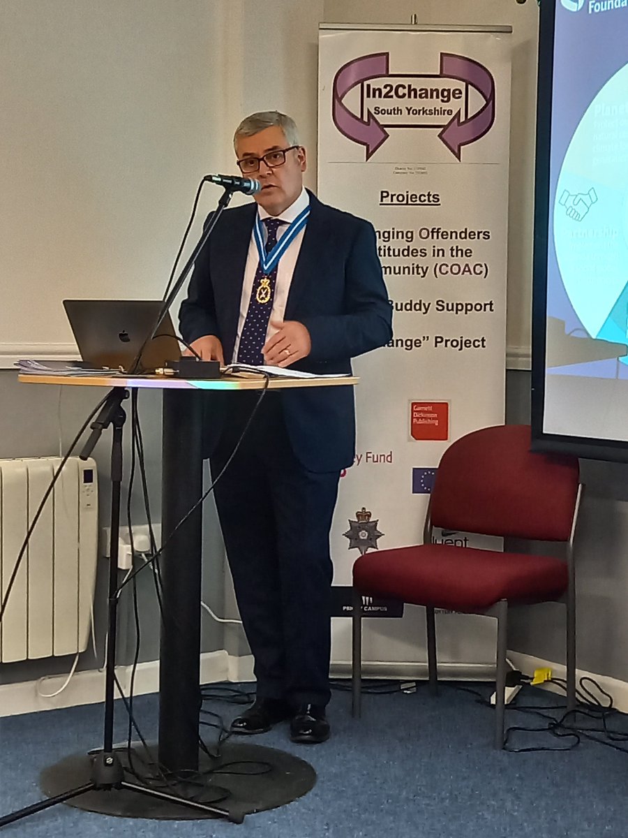 SY100Network's tweet image. Last week, we held our SY100 event focusing on Peace at @In2Change1 as part of the @UN @SDGaction 🌏

Thank you to High Sheriff of South Yorkshire, @MartinMckervey, for introducing the event 🗣️

Angela from @SY_VRU talking about the causes of violence &amp;amp; their partnership work 🤝