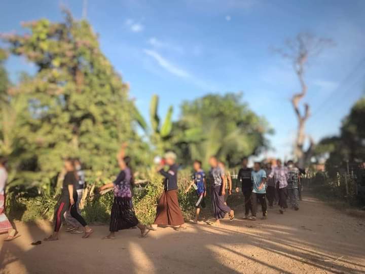 TTFR__Myanmar's tweet photo. Pro democracy residents of Taze marched for Anti coup strike this evening.

#HelpPoliticalPrisoners
#Dec14Coup
#WhatsHappeningInMyanmar https://t.co/reO2Cexcir