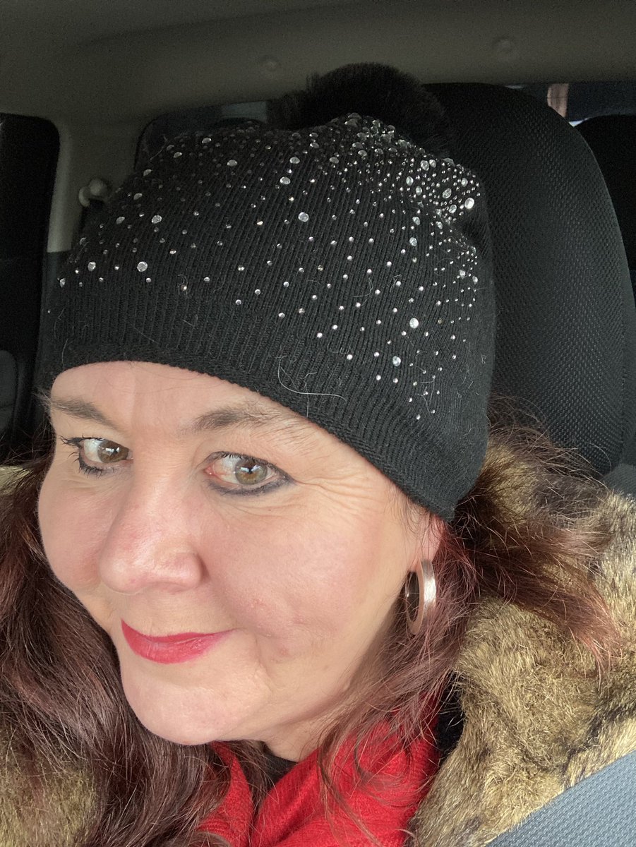 jo_thomas01's tweet photo. New hat from the fabulous #number39 Cowbridge https://t.co/Ld8NoWuIEj