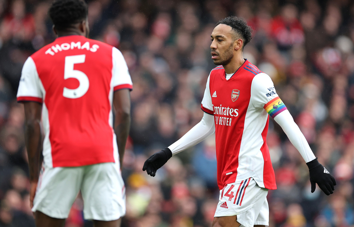 Arsenalfc News Bot アーセナルが規律違反のオーバメヤンからキャプテン剥奪 明日の試合もメンバー外決定 超worldサッカー アーセナルは14日 ガボン代表fwピエール エメリク オーバメヤンからキャプテンを剥奪することを発表した アーセナル